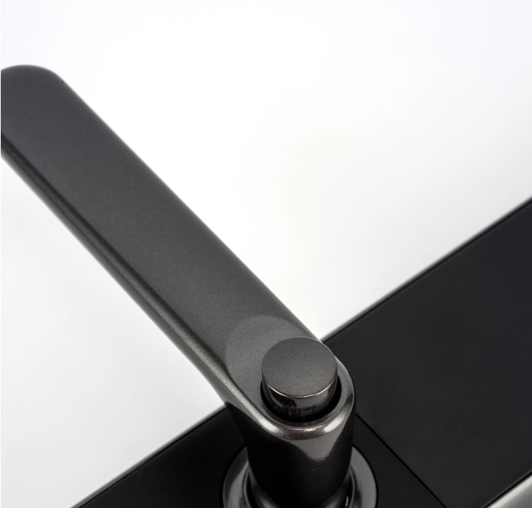 芯億迪智能鎖 一握開全自動指紋鎖