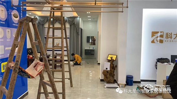 熱烈祝賀“科大龍創智能家居(浙江嵊州店)310盛大開業” 熱烈祝賀“科大龍創智能家居(浙江嵊州店)310盛大開業”