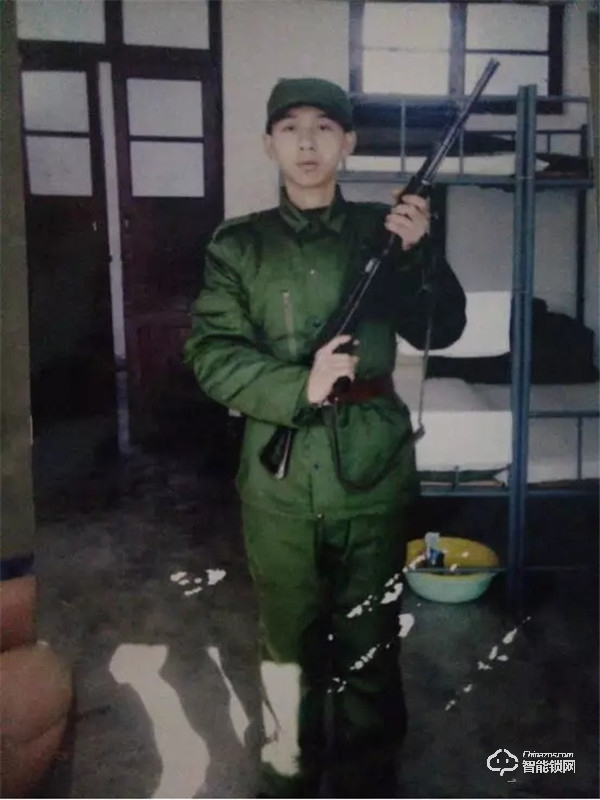 為什么選擇楊格智能門鎖？河南代理王少華這樣說......