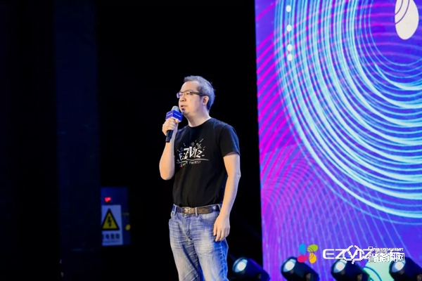 新推兩款智能門鎖，提出“1+4+N”：螢石用視頻AI構建安全智能生態！