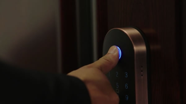 聯(lián)想智能門鎖T1耀然而生 為你打造鎖見不凡的品質(zhì)