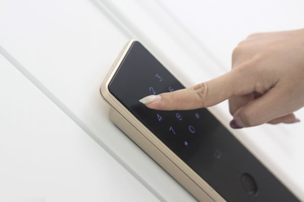 “新門面 潮我看”聯(lián)想智能門鎖X1全新上線