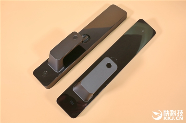 小米首款高端全自動智能鎖圖賞，1699元一觸即開門