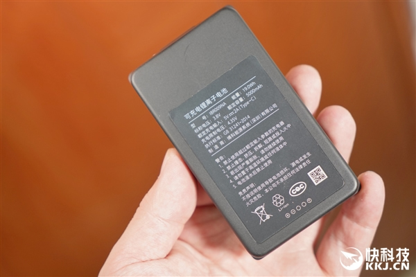 小米智能門鎖Pro圖賞：1599元帶高清可視門鈴