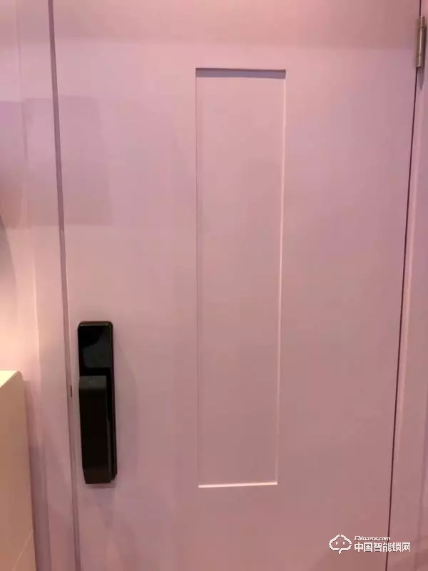 華為攜HiLink品多智能鎖亮相AWE，強勢布局智能家居領域