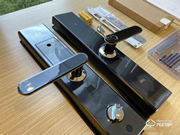 999媲美3999,是誰(shuí)在攪局智能鎖市場(chǎng)?網(wǎng)友:蘇寧小Biu干的