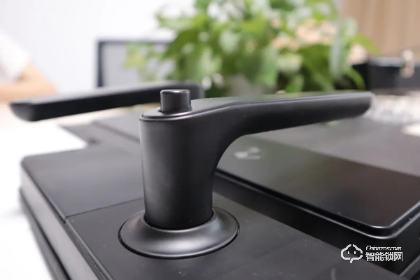 小益智能鎖3.8節準備了特殊活動，折扣都準備好了！