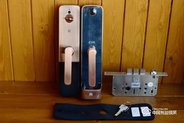 體驗(yàn)樂橙K5智能指紋鎖：主動(dòng)防御讓家更安全