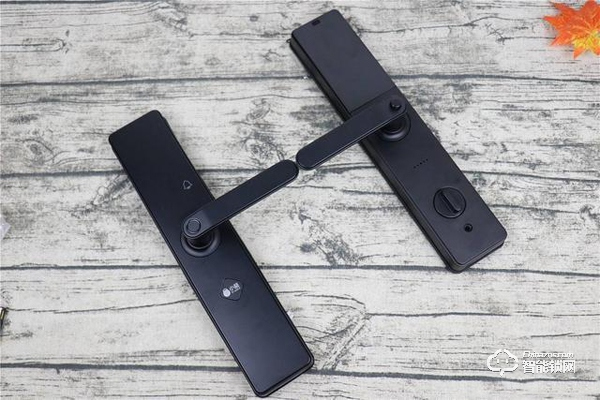 小益E206指紋鎖使用測(cè)評(píng) 千元鎖表現(xiàn)更出色 小益E206指紋鎖使用測(cè)評(píng) 千元鎖表現(xiàn)更出色