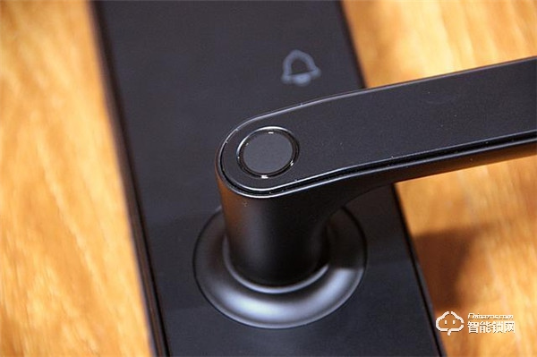 指紋鎖界的價格屠夫 小益指紋鎖E206入手體驗 指紋鎖界的價格屠夫 小益指紋鎖E206入手體驗