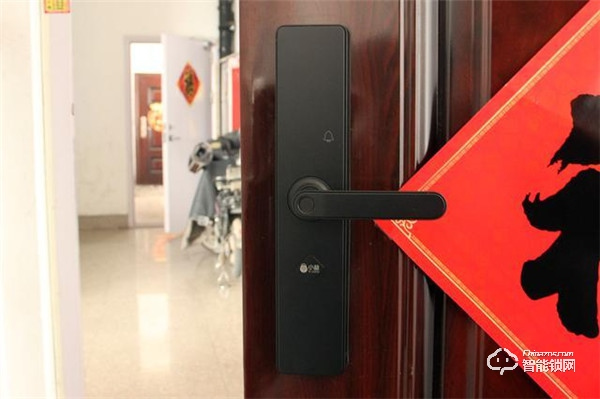 指紋鎖界的價格屠夫 小益指紋鎖E206入手體驗 指紋鎖界的價格屠夫 小益指紋鎖E206入手體驗