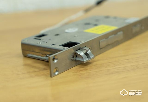 C級鎖芯，6種方式開門，斑點貓W500指紋鎖深度測評