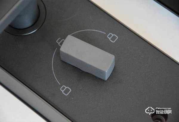 用防彈玻璃做面板，到底有多堅固，創米小白智能門鎖G1親測