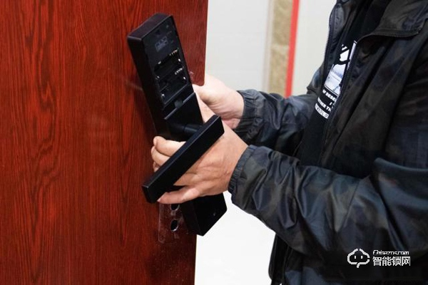 用了再也回不去,更換歐瑞博智能鎖 C1 的親身經歷 用了再也回不去,更換歐瑞博智能鎖 C1 的親身經歷