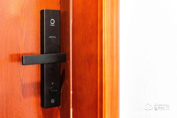 用了再也回不去，更換歐瑞博智能鎖 C1 的親身經歷
