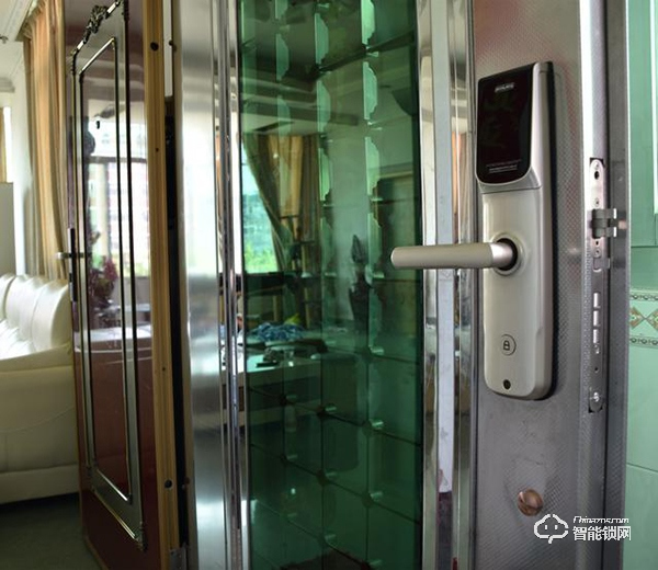 西勒奇指紋智能鎖好不好，指紋鎖對于馬大哈來說也很實(shí)用