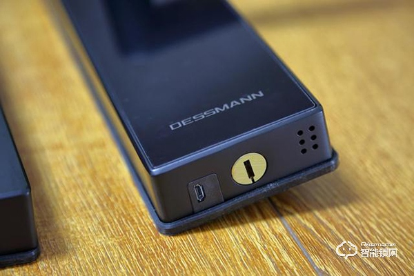 指紋鎖什么品牌好？德施曼、鹿客、派瑞軍工裝甲智能鎖試用測(cè)評(píng)