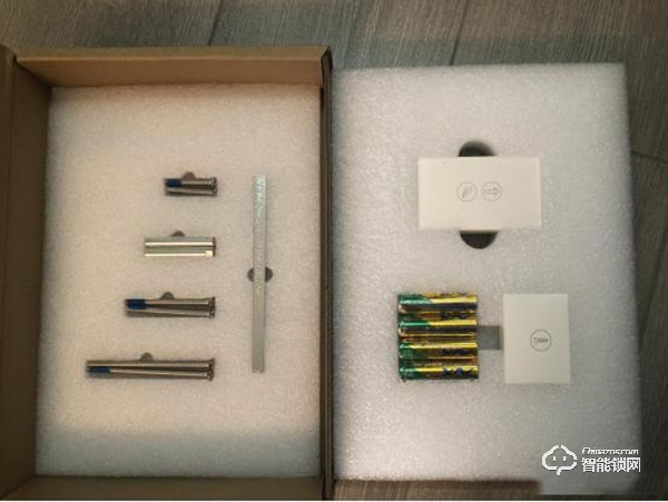 智能門鎖小米有品定制版測評：簡約而不簡單！是家的安全官！