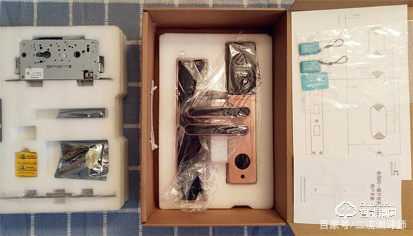 誰說老房子舊防盜門不能用指紋鎖？金指碼SK1指紋鎖來幫忙