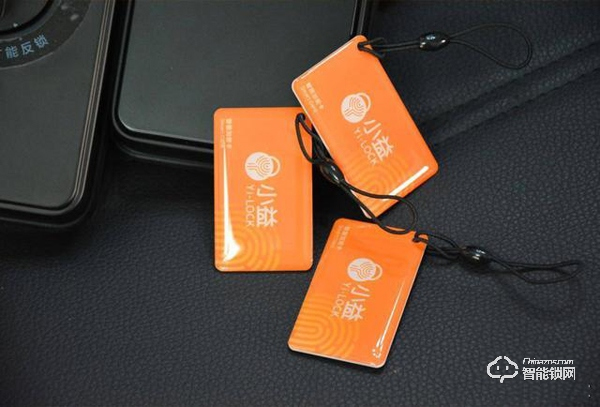 夠安全，買得起，售價僅幾百元的小益E206T智能鎖測評