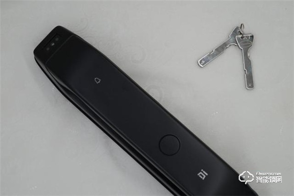 小嘀智能鎖R5評測：把“人臉”當鑰匙，0.6秒即可解鎖