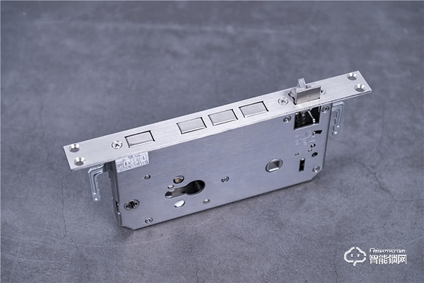 聯想智能門鎖E1測評：家庭升級智能門鎖的首選優品