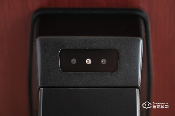 德施曼R7人臉識(shí)別智能鎖，換一個(gè)更加輕松的方式進(jìn)家門(mén)