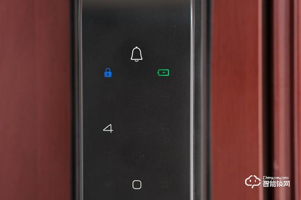 德施曼R7人臉識(shí)別智能鎖，換一個(gè)更加輕松的方式進(jìn)家門(mén)