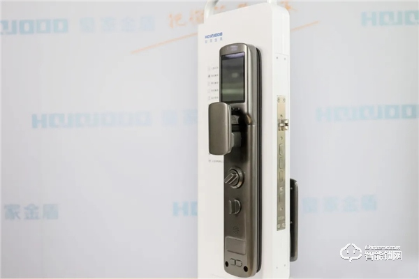 皇家金盾M30貓眼全自動指紋鎖開箱鑒賞