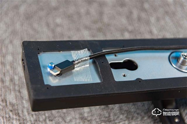 簡配安全不減，鑰匙終結者，體驗米家智能門鎖青春版