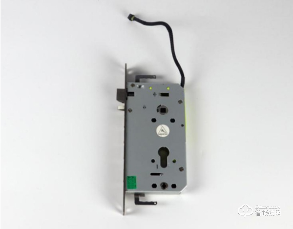 華為智選生態產品，匯泰龍智能指紋鎖產品評測