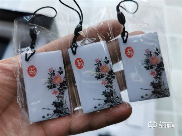 用了指紋鎖，才知道出門多便捷！希箭C1智能門鎖測評