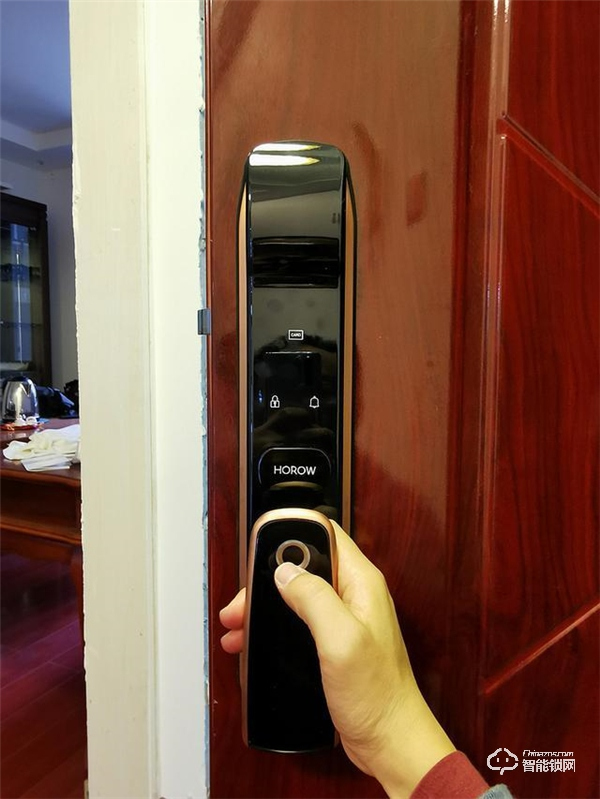 用了指紋鎖,才知道出門多便捷!希箭C1智能門鎖測評 用了指紋鎖,才知道出門多便捷!希箭C1智能門鎖測評