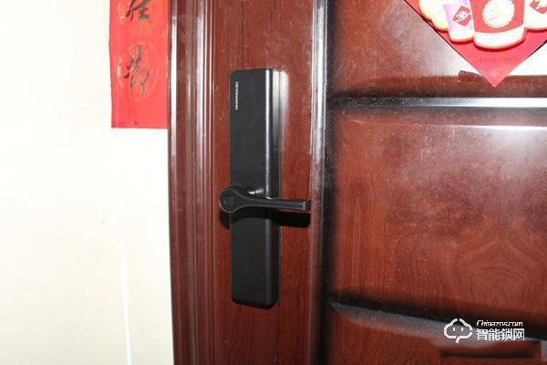 大氣精致+安全可靠+功能豐富+操作便捷=德施曼T91P智能鎖