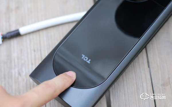 C級鎖芯+5D安全防護技術，TCL智能鎖安全杠桿滴