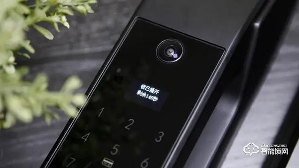 小益X6S智能鎖，顏值爆棚 | 3.5寸可視貓眼、6種開鎖方式、支持天貓精靈系統(tǒng)