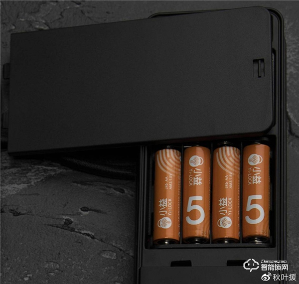 最好的鑰匙就是你的指紋，小益E206MI智能鎖讓你忘記鑰匙