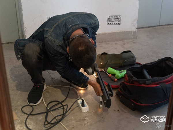 開啟全自動智能化大門:TCL K6P全自動智能鎖 開啟全自動智能化大門:TCL K6P全自動智能鎖