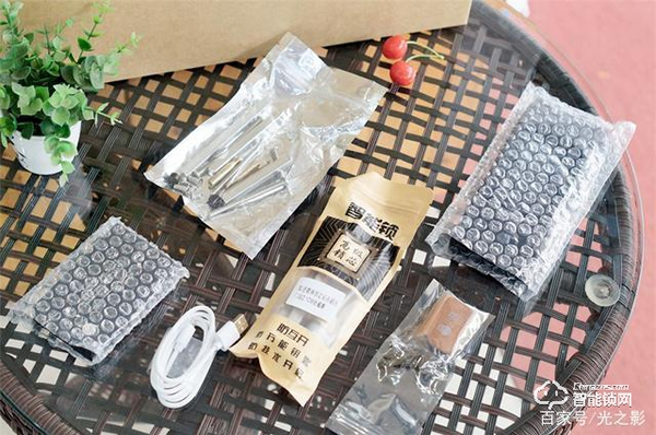 小益X6智能鎖天貓版測(cè)評(píng)：門鈴貓眼和門鎖三合一，更安全更實(shí)惠