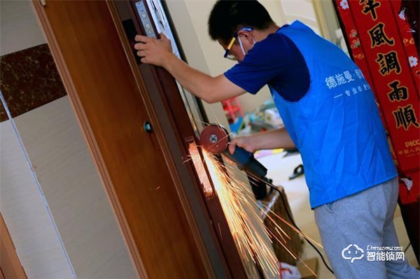 智能鎖挑花了眼，到底該如何選擇？（親身體驗）