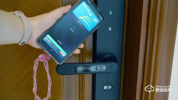 百元智能門鎖初體驗-小益E206米家智能鎖