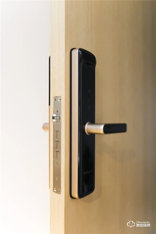 樂橙K6i人臉鎖新品測評：簡約大氣，是一款值得入手的人臉識別智能鎖