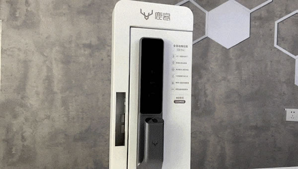 2000檔的全能王，鹿客S30全自動智能門鎖評測