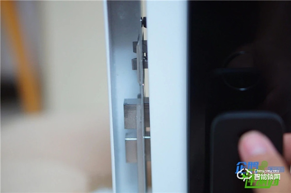 小米全自動智能門鎖評測：開門步驟簡化，一句話就能解鎖