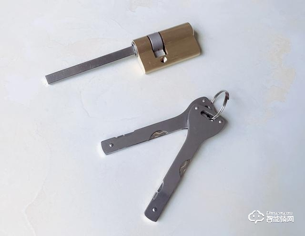 安全防盜智能鎖，實用更安心，小益X6S指紋鎖評測