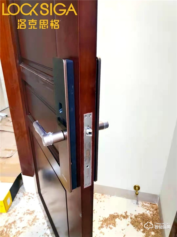 買把智能鎖送家里老人，LOCKSIGA洛克思格智能鎖體驗