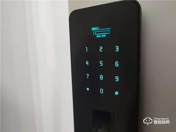 買把智能鎖送家里老人，LOCKSIGA洛克思格智能鎖體驗