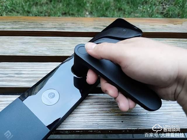 老丟鑰匙不如扔掉鑰匙，讓你家的門更加安全，小米智能門鎖E體驗