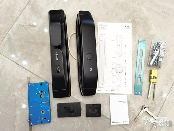 拒絕花里胡哨，德施曼小嘀Q3H智能指紋鎖體驗