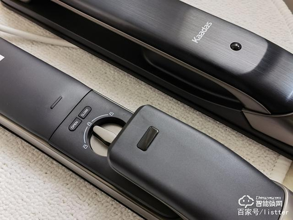 自從裝了帶可視貓眼的智能門(mén)鎖，再也不用擔(dān)心女朋友一個(gè)人在家了